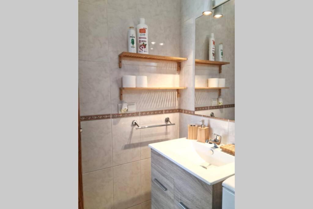 דירות טורמולינוס Calmahouse Carihuela מראה חיצוני תמונה