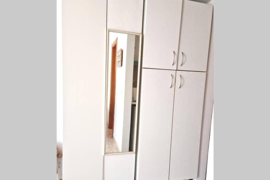 דירות טורמולינוס Calmahouse Carihuela מראה חיצוני תמונה